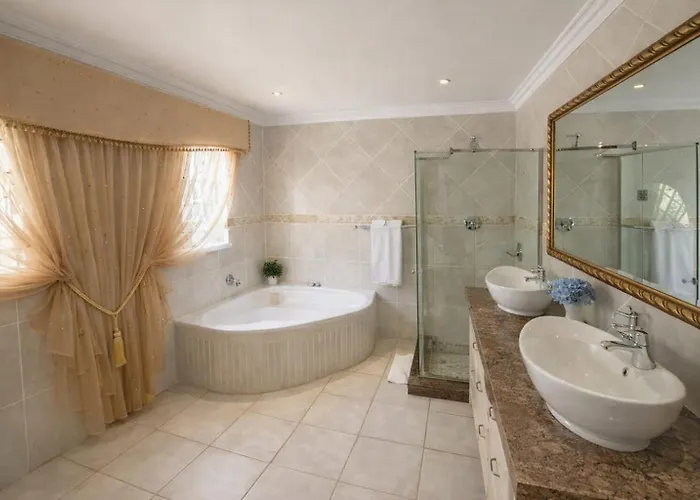 La Barune Guest House