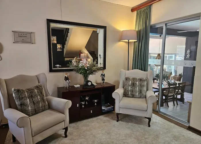 Hillton Manor Guest House