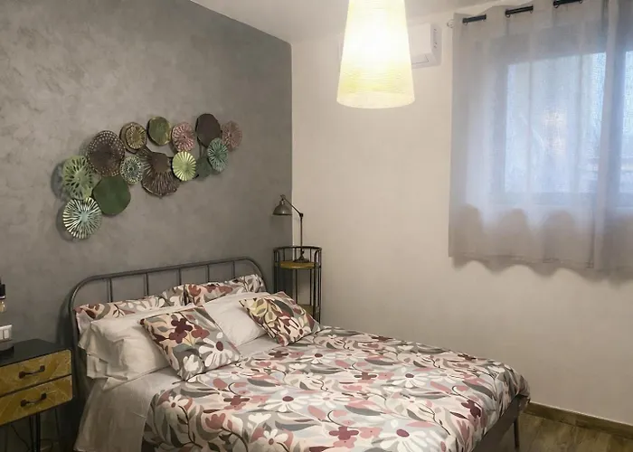 Industrial Chic House - Private Parking