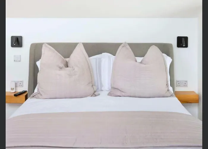 Apartment: Uno St Ives - Boutique Luxury Accommodation