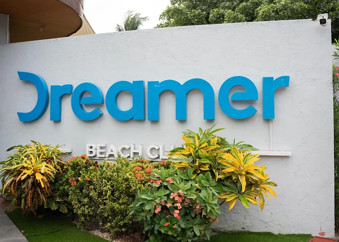 Dreamer Beach Club