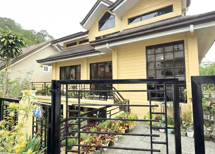 Pet Friendly hotel: Baguio Rest House