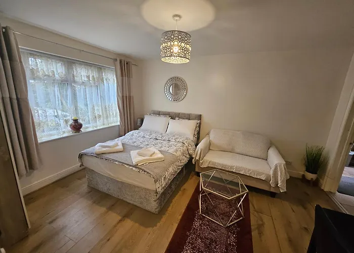 Lovely Studio Flat