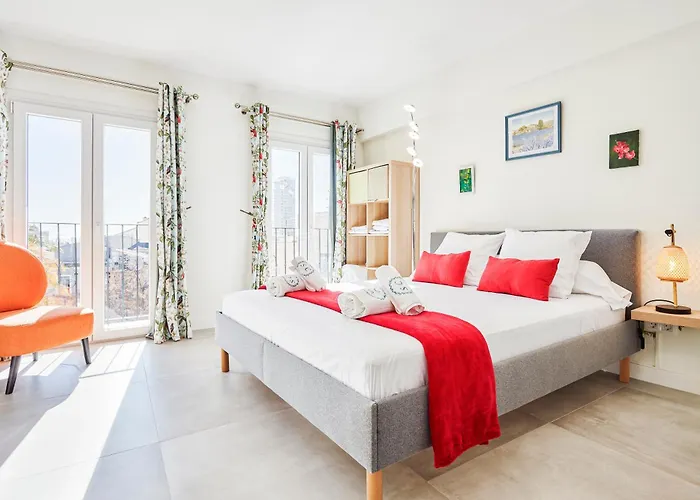 Hotel con vista: Santa Cruz Alicante Apartamentos