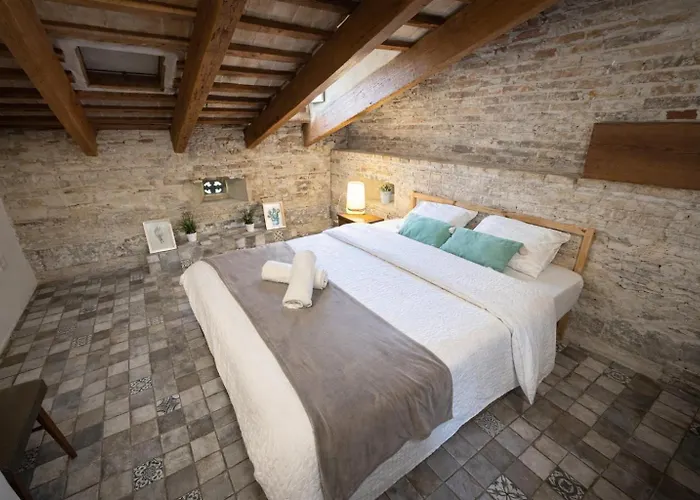 Kiwi Rooms Auto Check-In