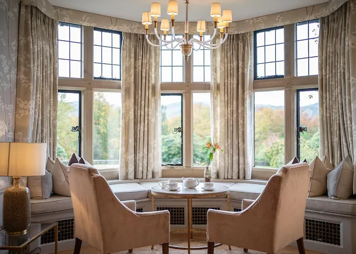 Cragwood Country House