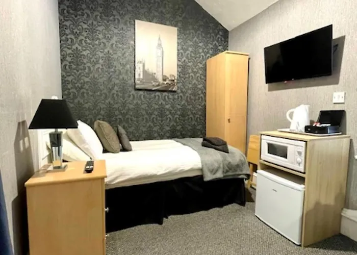 Vaila Guest House