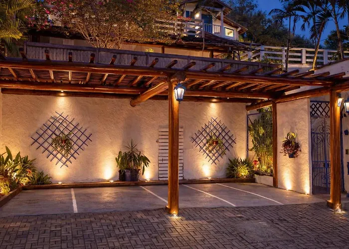  Pousadinha Vilarejo Perequê Ilhabela