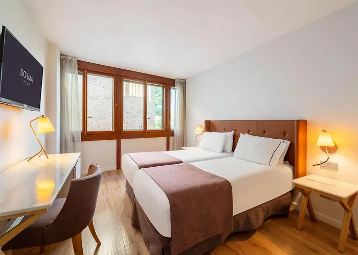 Central hotel: Exe Casa De Los Linajes