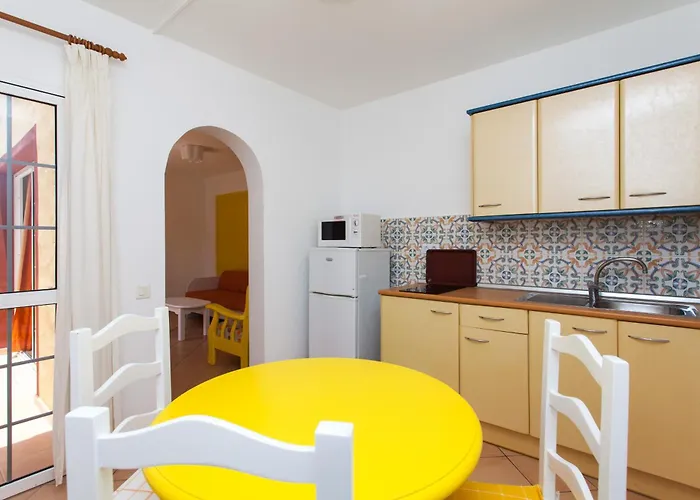 Hotels with a view Apartamentos Maxorata Beach