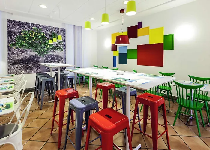 3 star hotel: Ibis Styles Napoli Garibaldi