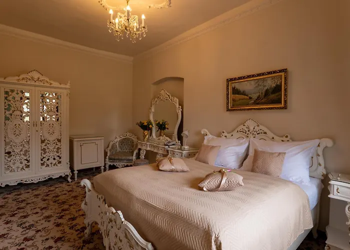 4 star hotel: Rozmbersky Dvur