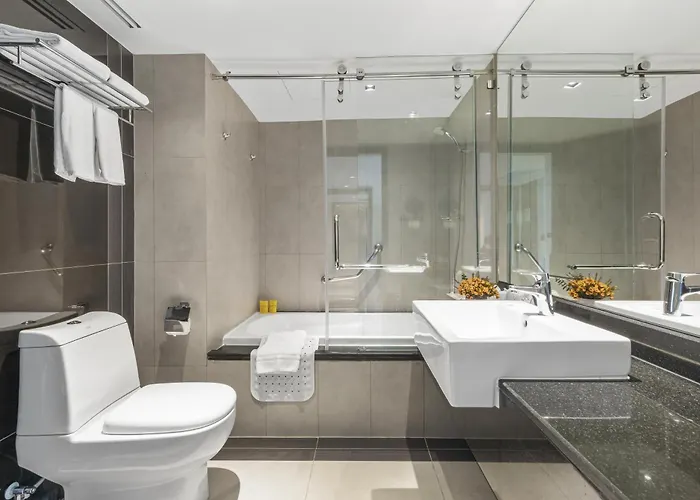 Resort: Golden Tulip Mandison Suites