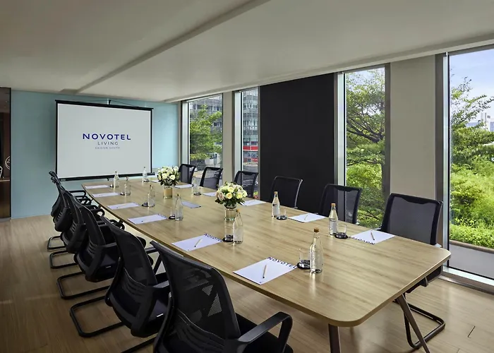 Apartment: Novotel Living Saigon South