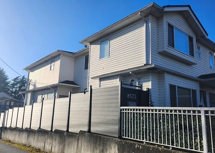 Marpole Guest House