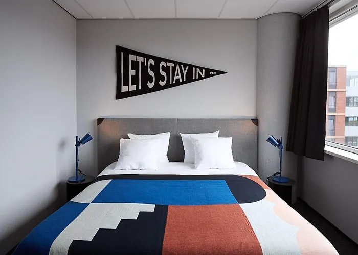  Social Hub Amsterdam West 4 Star