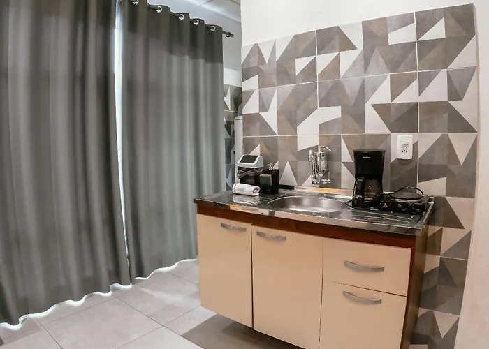 VILLA BILAC - Studios próximo à Vila Germânica Bairro da Velha