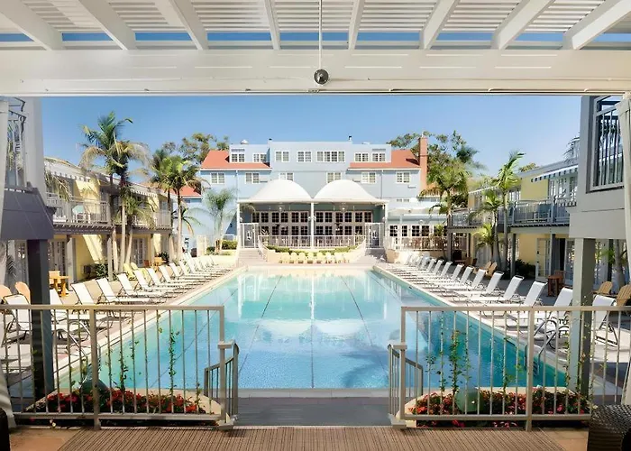 The Lafayette Hotel, Swim Club & Bungalows