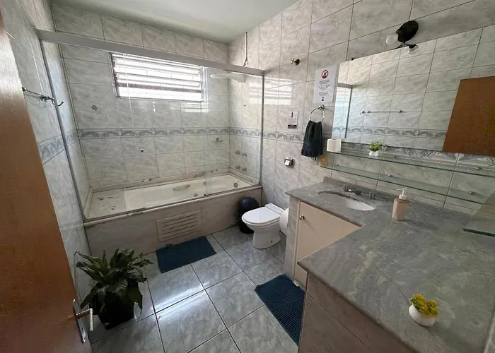 Triana Guest House