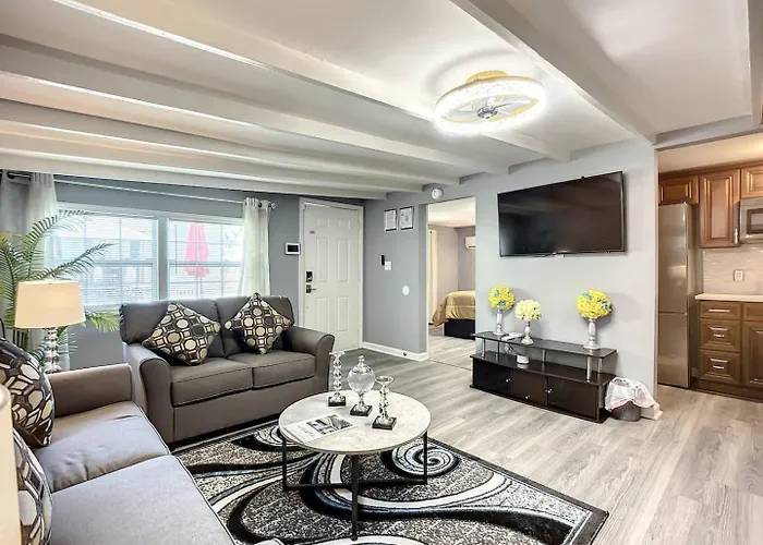 Private 1Br Guest House Fast Wifi 10 Min Jax