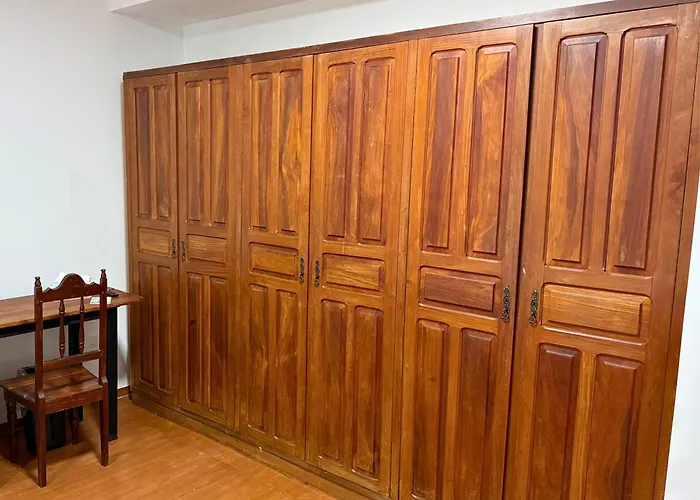 Quarto 01 - Amplo para até 4 pessoas