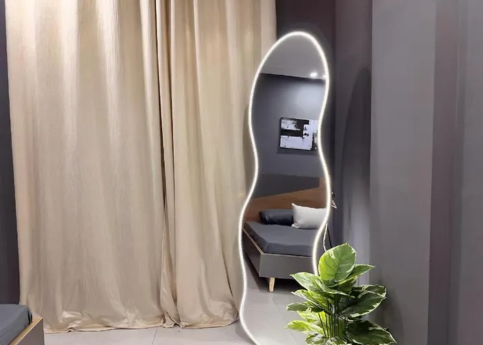 Private Rooms In The Center Of Dha Phase 6
