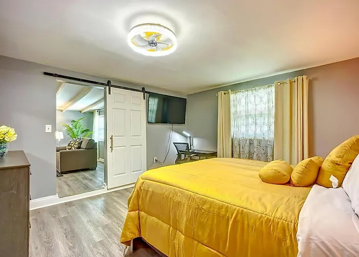 Private 1Br Guest House Fast Wifi 10 Min Jax