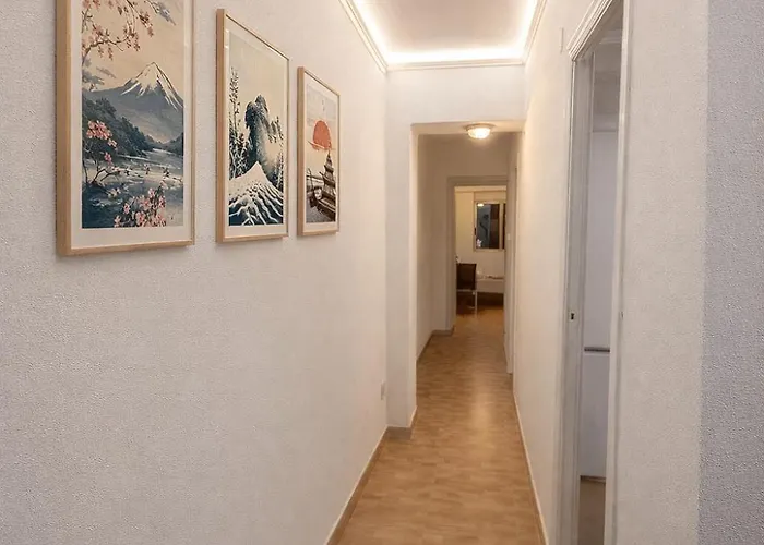 Affordable Rooms In Traditional Apartment