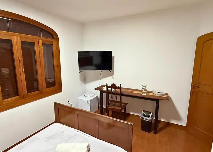 Quarto 03 - Casal Confortável - TV Smart e Frigobar