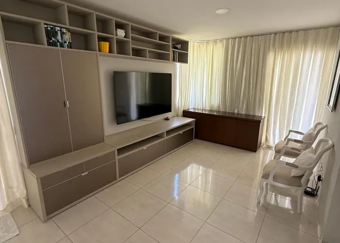 Room House