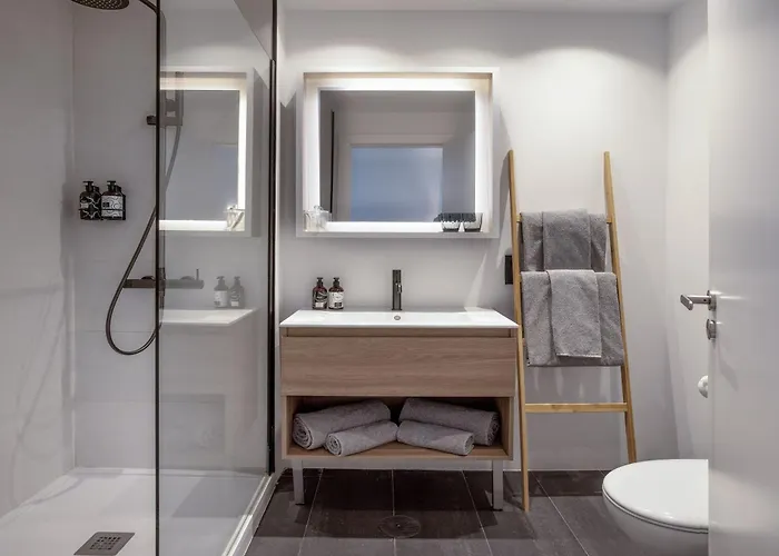 Hotel: Hotel Barcelona Aeropuerto, affiliated by Meliá