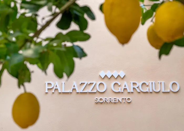 Palazzo Gargiulo Luxury Rooms & Suites
