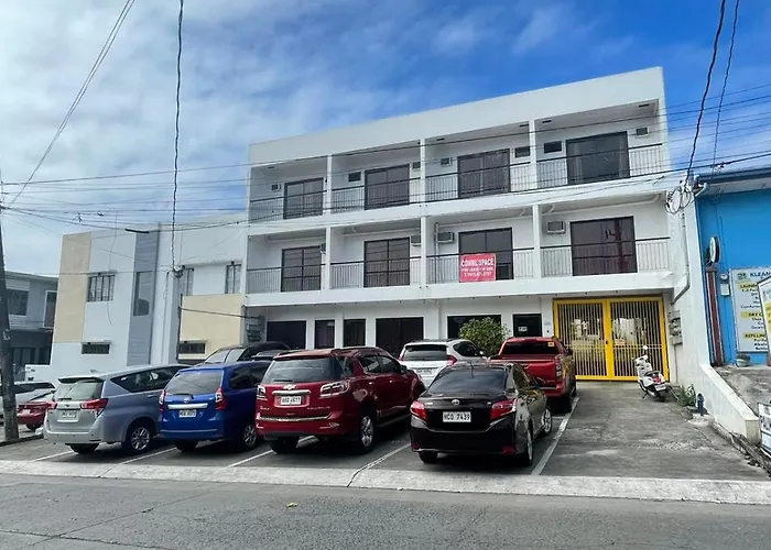 The Palines Apartment Hotel Near Brittany Palazzo Villar City Alabang