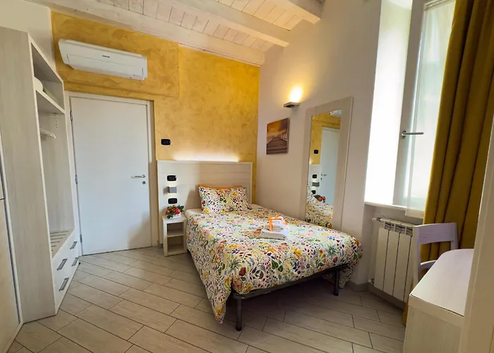Belsorrisovarese - Rooms & Apartments - Private Parking - Reservation Required