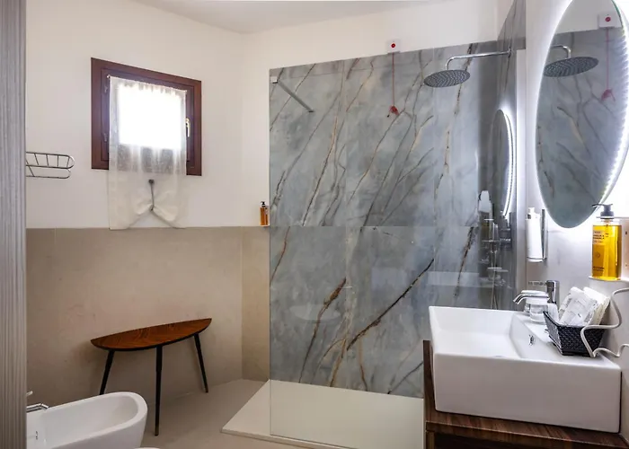 Hotel with Tennis: Hotel Stefania Boutique Hotel By The Beach