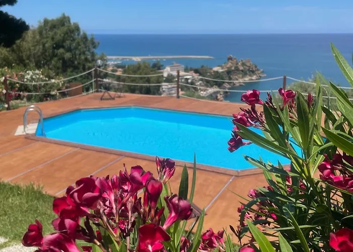  Villa Magara