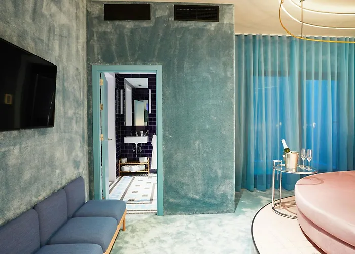 Hotel Con Piscina Social Hub Madrid