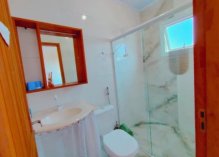 Camelo locação de Suítes Individuais Pousada com Cozinha e Sala Compartilhada