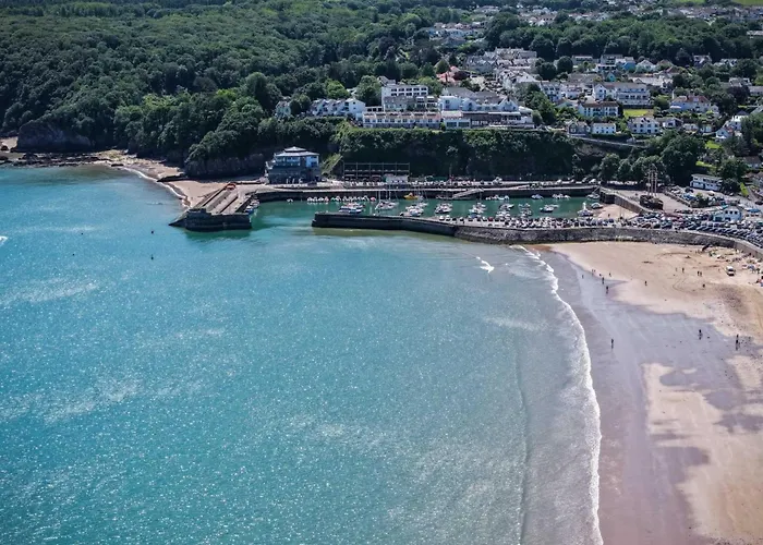 Rainbow Leap - 5 Bed Holiday Home - Saundersfoot