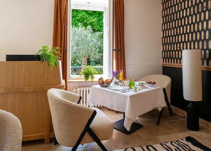 La Bastide De Damien, 5 Clefs Demeure D'Exception Et Table Remarquable Dans Le Guide Teritoria, Jacuzzi Privatif, Cuisine Etoilee Dominique Frerard