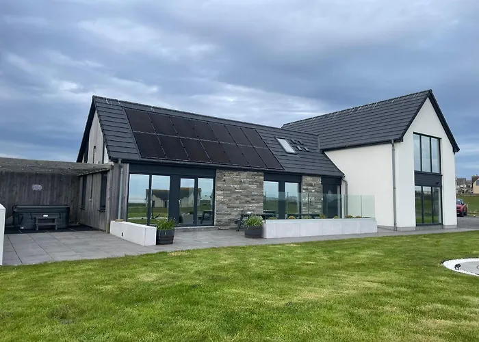 Flotnar Hus - Newbuild B&B