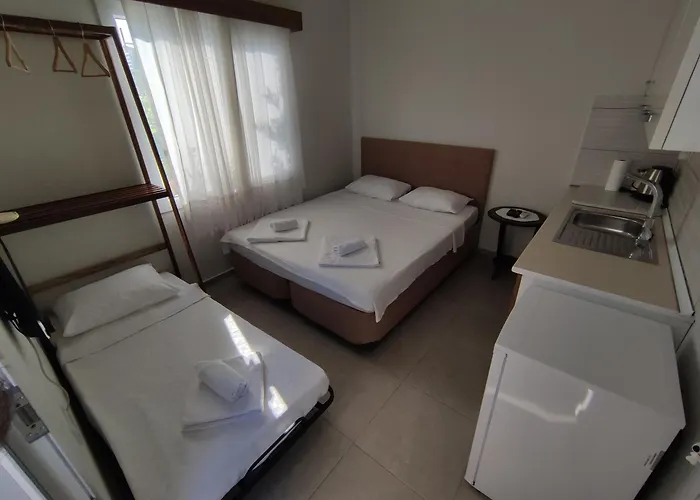 Villa Rain Bahce Suit Oda