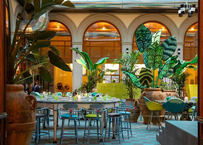 Hotel 5 estrelas: 25Hours Hotel Florence Piazza San Paolino