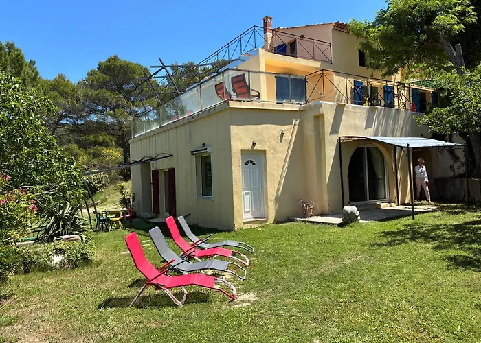 Villa Boulou