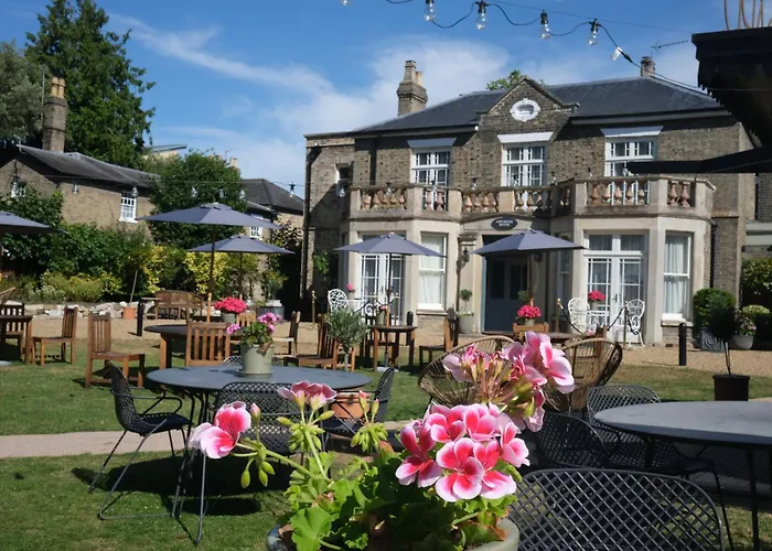 Romantic hotels Gonville