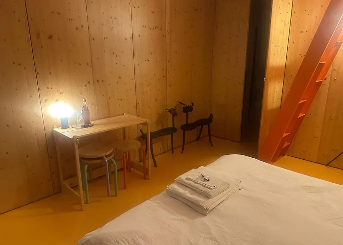  14º Esquadra — Cais Das Pedras Guest House