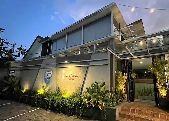 White Rock Lodge