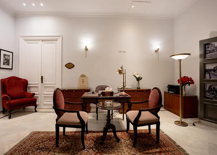 1920S Boutique Hotel And Restaurants