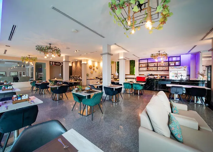 3 star hotels C & N Patong, Phuket