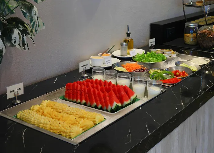 3 star hotels C & N Patong, Phuket